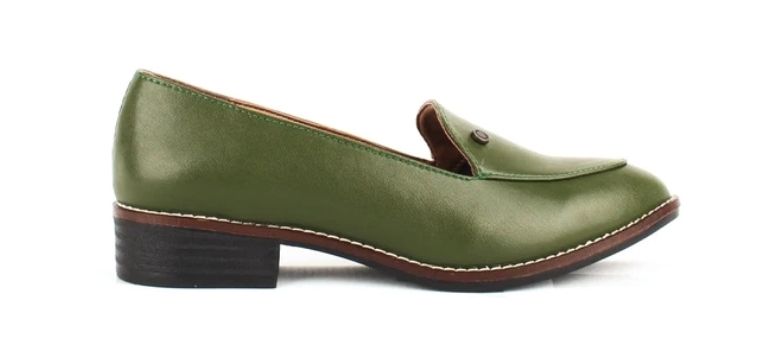 Carmona Collection vegan loafers